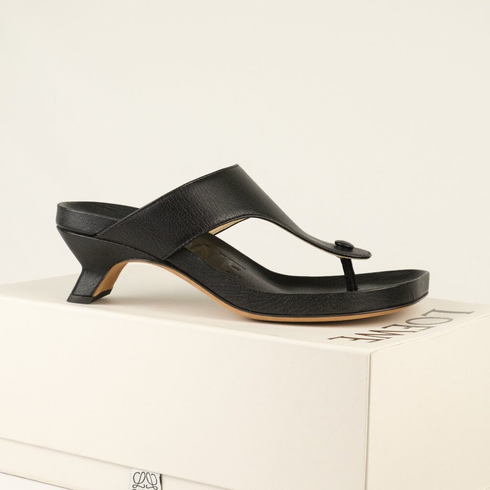 Loewe ‘Ease’ 50mm Thong Sandals, Black Leather, EU 40